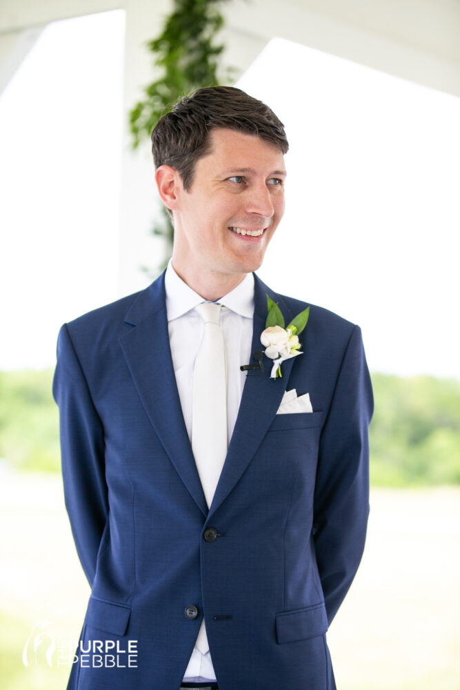 Groom Sees Brides Face